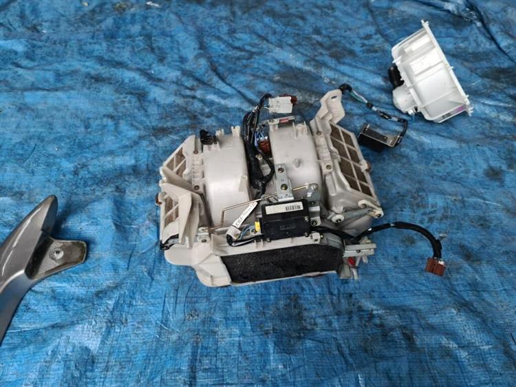 Мотор печки Хонда Легенд в Тольятти 206136